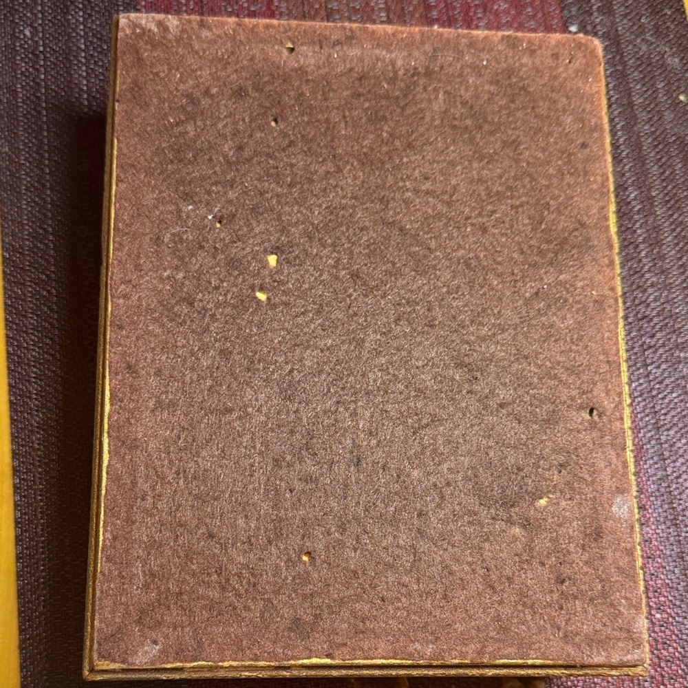 Vintage Floral Candy/jewelry box - Picture 8 of 14